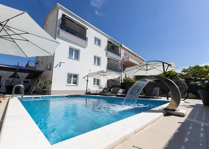 Apartments Bilopavlovic