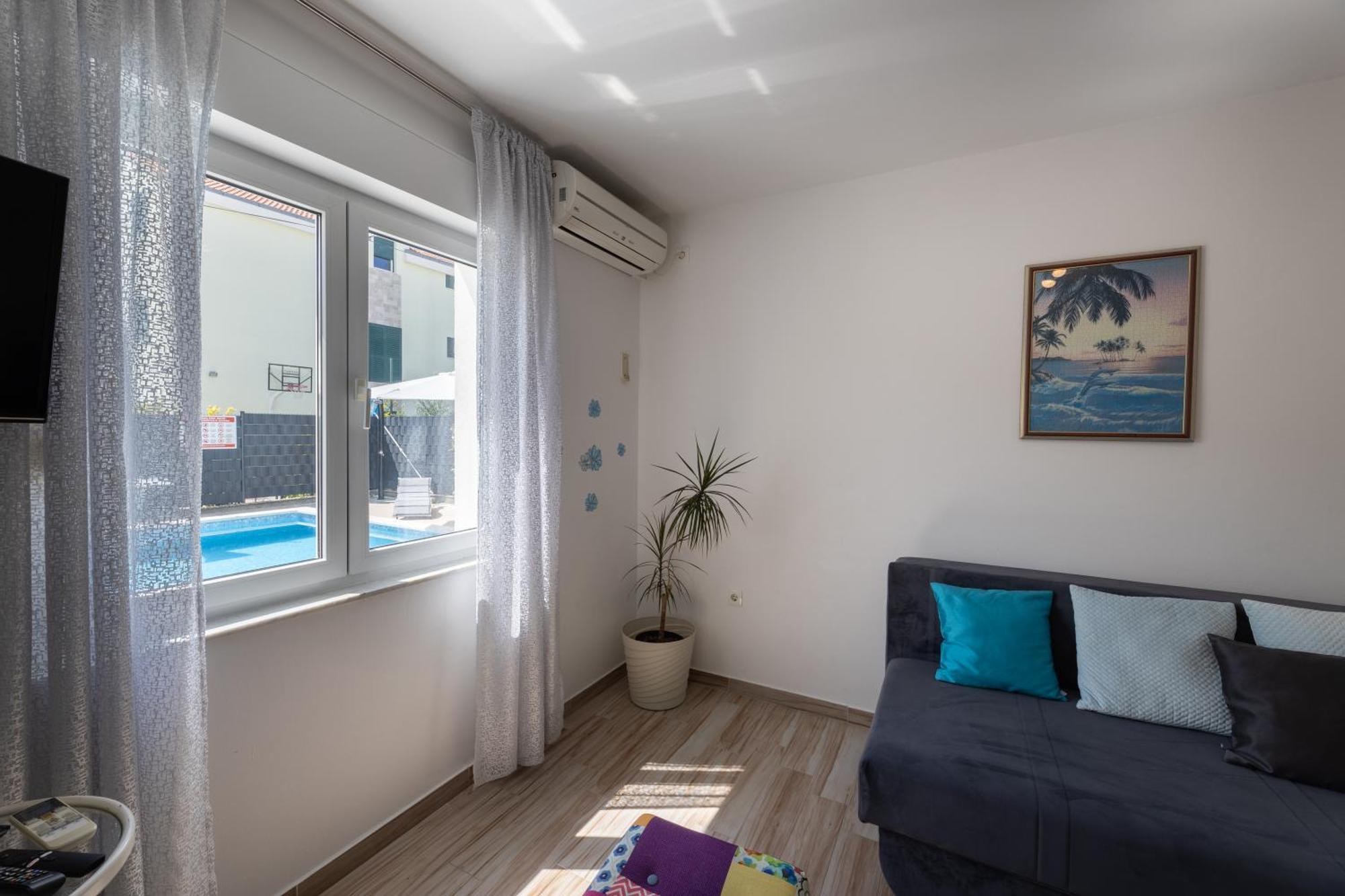 Apartment Bilopavlovic Kastela