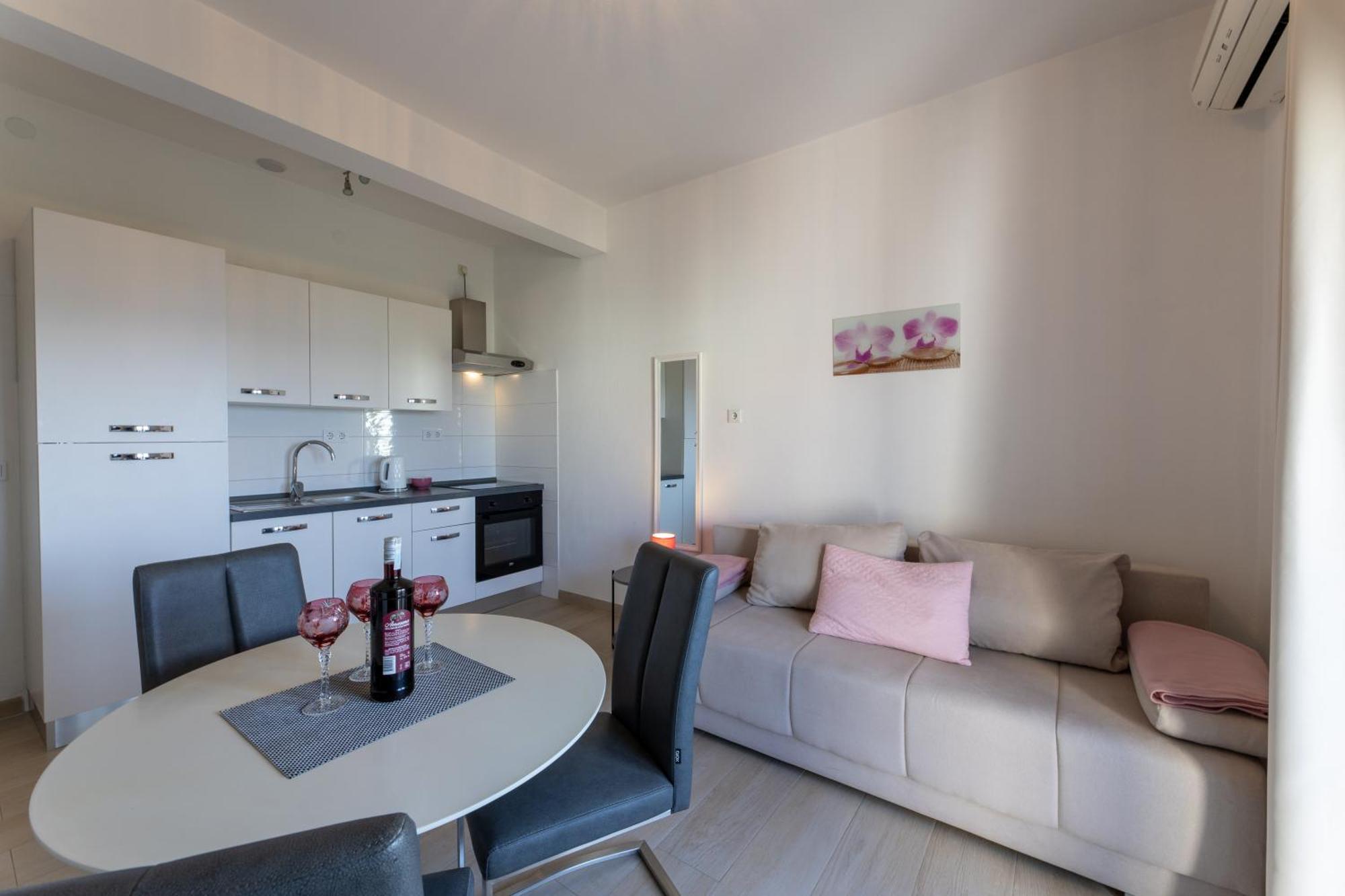 Apartment Bilopavlovic *