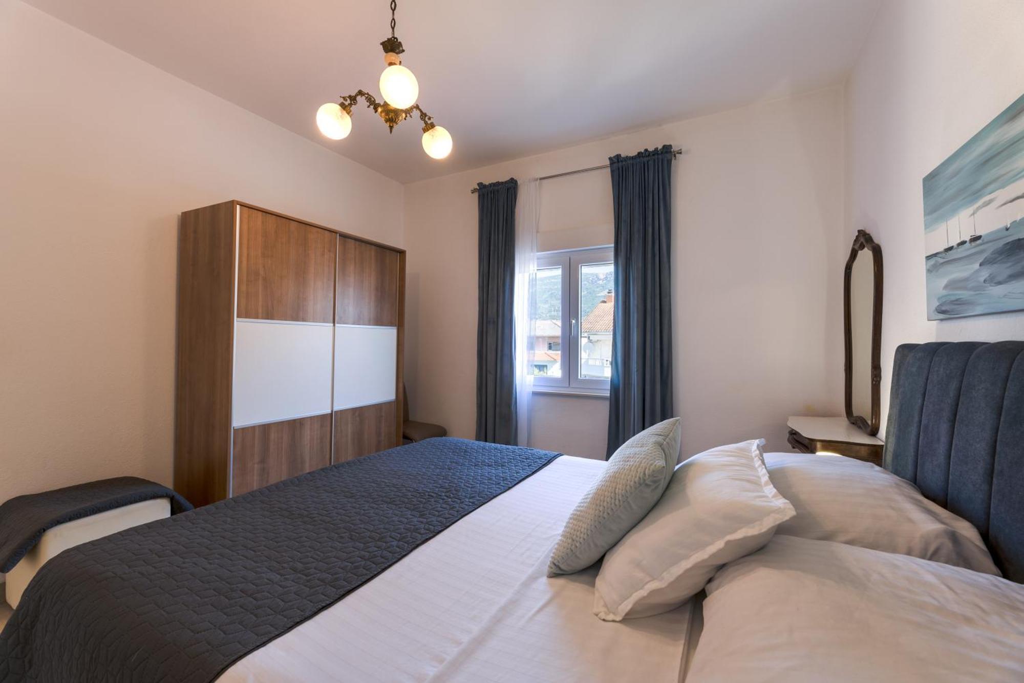 Apartment Bilopavlovic Kastela