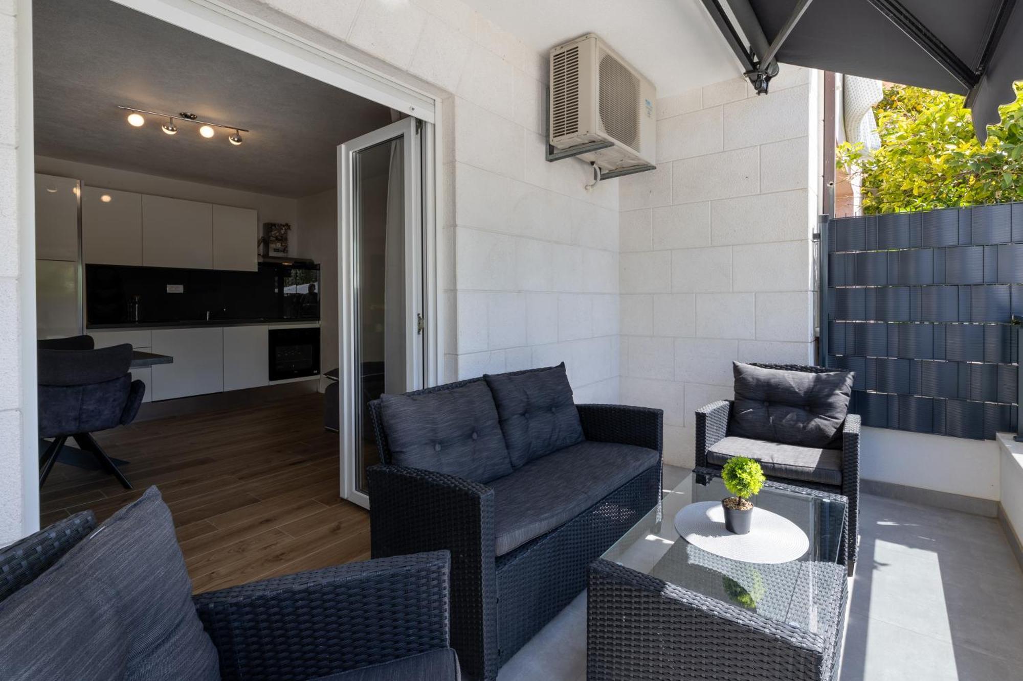 Apartment Bilopavlovic *